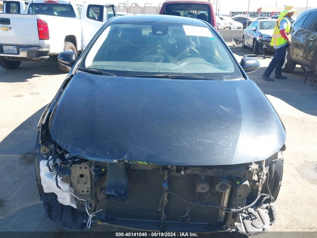 Toyota Corolla Hybrid Le 2021 JTDEAMDE8MJ001199 Image 12