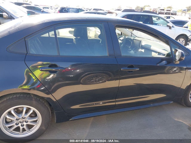 Toyota Corolla Hybrid Le 2021 JTDEAMDE8MJ001199 Image 13