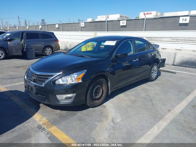 Nissan Altima 2.5 S 2015 1N4AL3AP3FN915967 Image 2