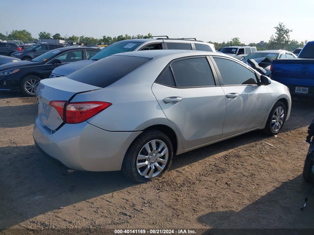 Toyota COROLLA LE 2018 2T1BURHE1JC015759 Image 4