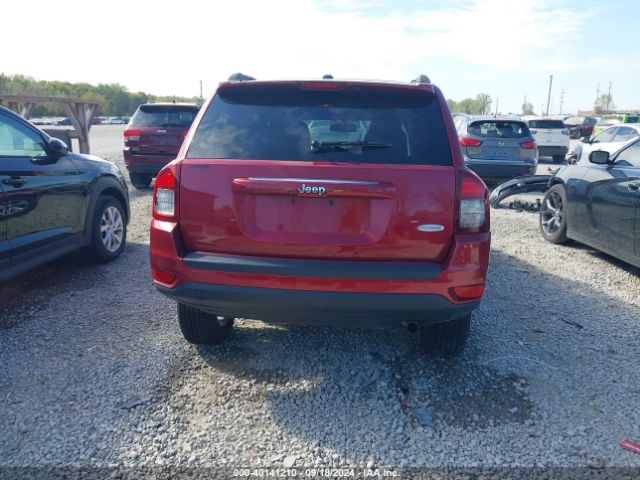 1C4NJCEB0HD206597 Jeep Compass Latitude Fwd