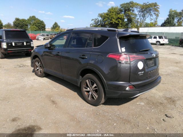 JTMRFREV9GJ078151 Toyota Rav4 Xle