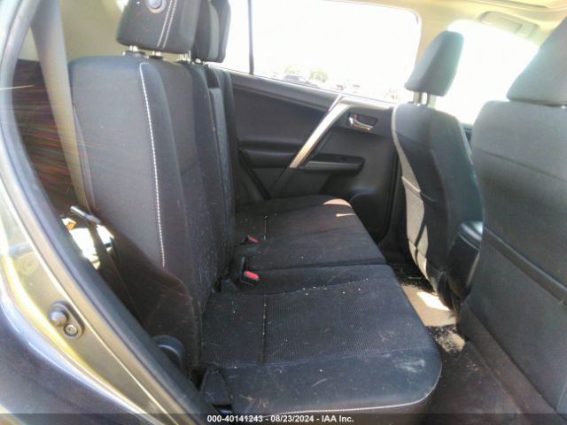 JTMRFREV9GJ078151 Toyota Rav4 Xle