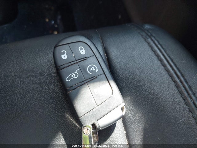 1C4RJFBG4MC700366 Jeep Grand Cherokee Limited 4x4