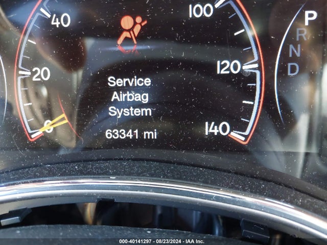 1C4RJFBG4MC700366 Jeep Grand Cherokee Limited 4x4