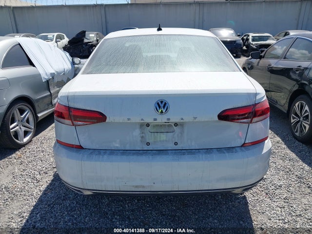 1VWAA7A30LC012622 Volkswagen Passat 2.0t S