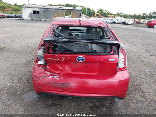 Toyota Prius Two 2015 JTDKN3DU0F1930931 Image 16