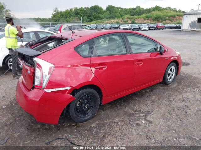 Toyota Prius Two 2015 JTDKN3DU0F1930931 Image 4