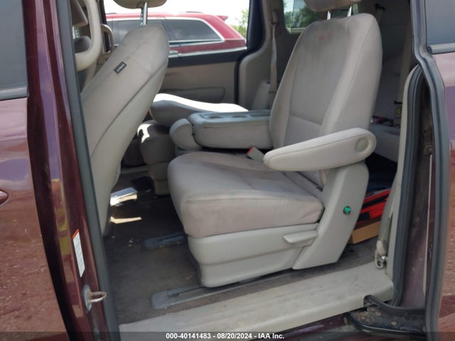 KIA SEDONA LX 2016 KNDMB5C1XG6134826 Image 8
