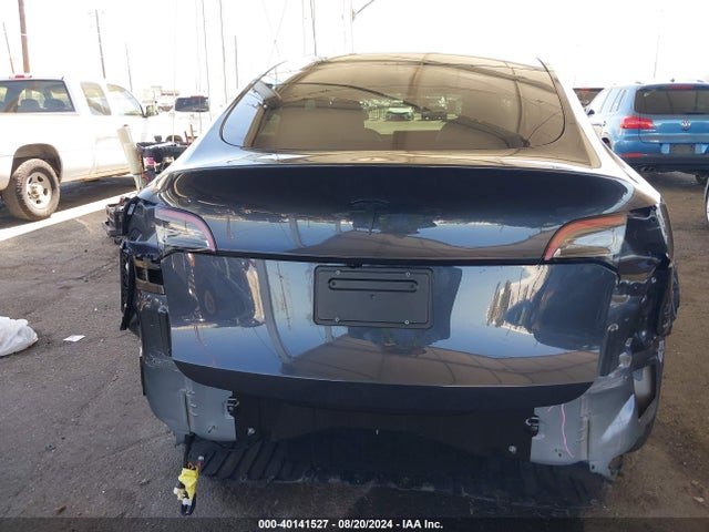 Tesla Model Y Long Range/rwd 2024 7SAYGDEDXRF048124 Image 17