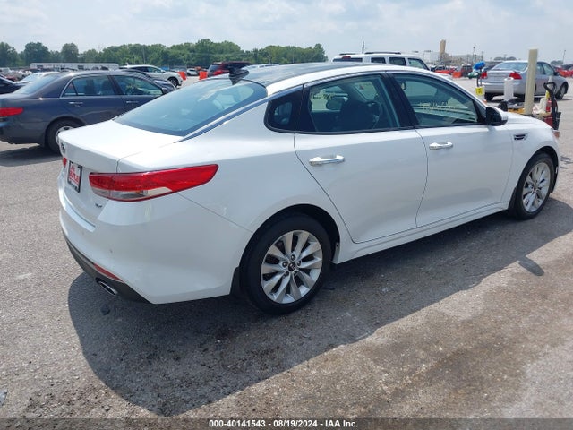 KIA OPTIMA EX 2016 5XXGU4L32GG121489 Image 4