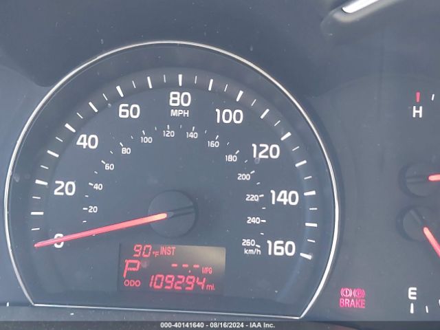 5XYKT3A6XFG556209 KIA SORENTO LX