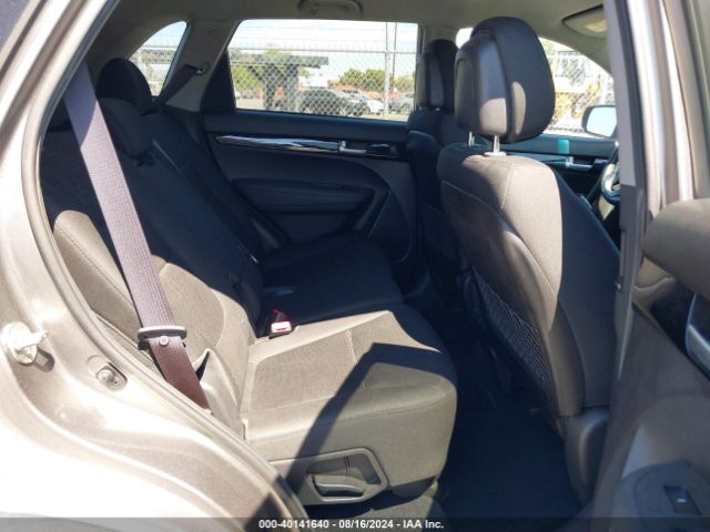 5XYKT3A6XFG556209 KIA SORENTO LX