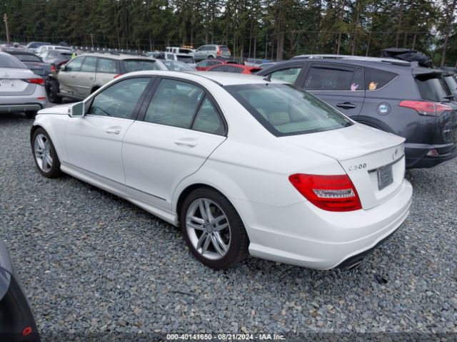 WDDGF8AB7ER319366 Mercedes-Benz C 300 Luxury 4matic/sport 4matic