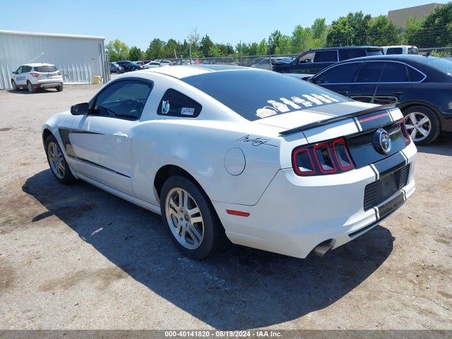 Ford Mustang V6 2014 1ZVBP8AM8E5332750 Image 3