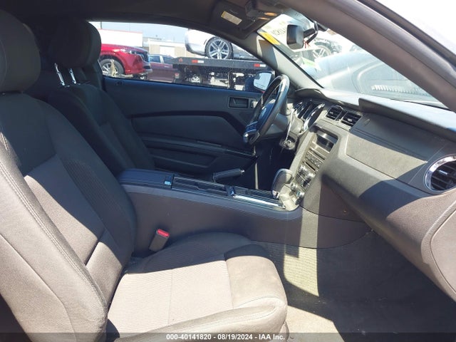 Ford Mustang V6 2014 1ZVBP8AM8E5332750 Image 5