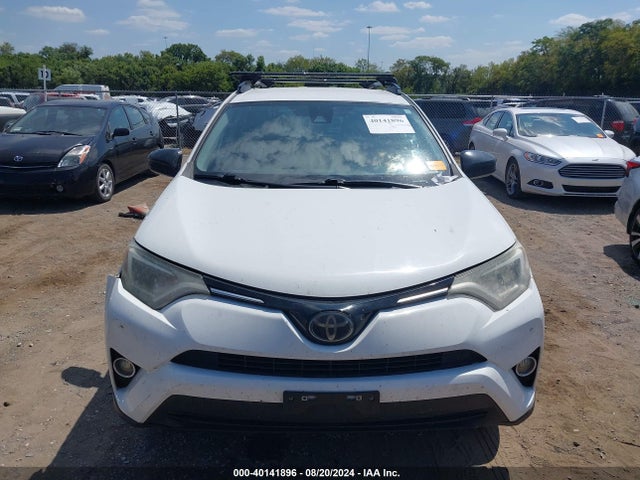 Toyota RAV4 LE 2017 2T3ZFREV2HW350039 Image 12