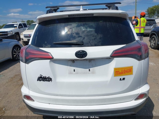 Toyota RAV4 LE 2017 2T3ZFREV2HW350039 Image 16