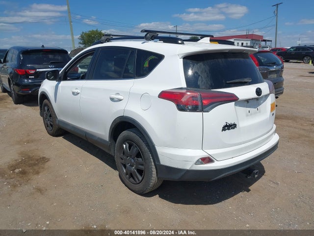 Toyota RAV4 LE 2017 2T3ZFREV2HW350039 Image 3