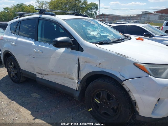 Toyota RAV4 LE 2017 2T3ZFREV2HW350039 Image 6