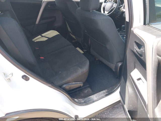 Toyota RAV4 LE 2017 2T3ZFREV2HW350039 Image 8