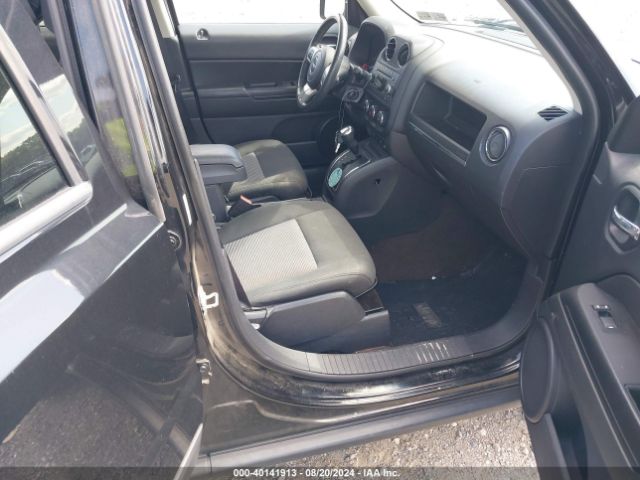 1C4NJRFB9ED630163 Jeep Patriot Latitude