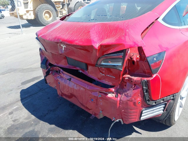 5YJ3E1EB5KF453694 Tesla Model 3 Long Range/performance