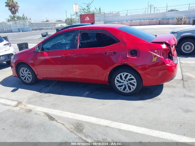 Toyota COROLLA LE 2018 5YFBURHE0JP796774 Image 15