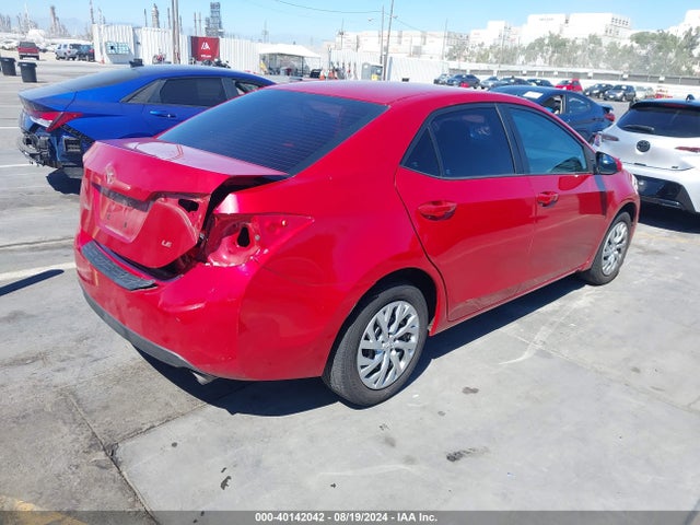 Toyota COROLLA LE 2018 5YFBURHE0JP796774 Image 4