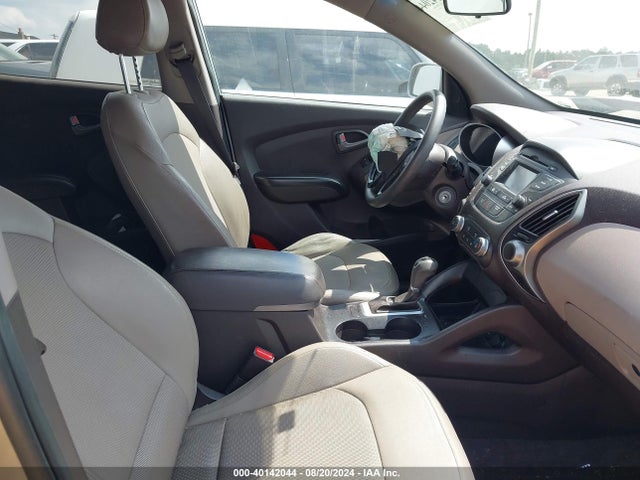 Hyundai TUCSON GLS 2015 KM8JTCAF2FU069737 Image 5