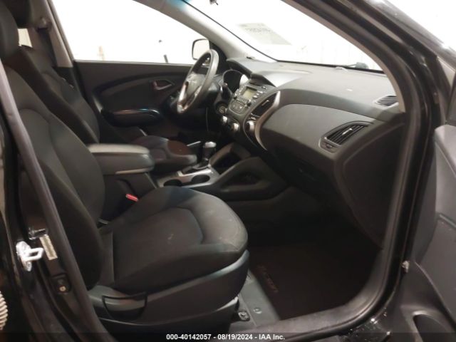 KM8JTCAF3FU048511 Hyundai TUCSON GLS