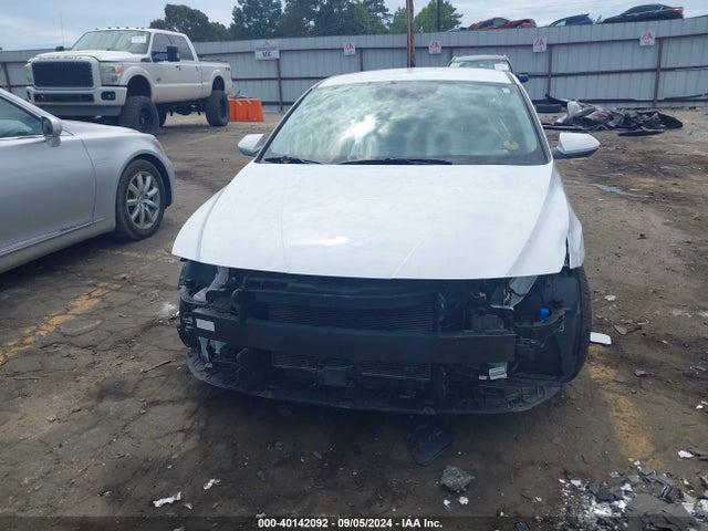 5NPLS4AG4MH016673 Hyundai ELANTRA SEL