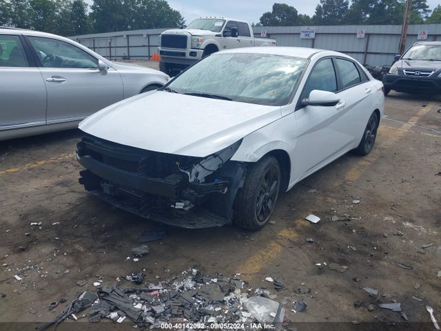 5NPLS4AG4MH016673 Hyundai ELANTRA SEL