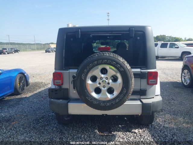 1C4AJWBG0FL756403 Jeep Wrangler Sahara