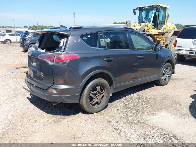 Toyota RAV4 LE 2017 JTMBFREV2HJ124423 Image 4