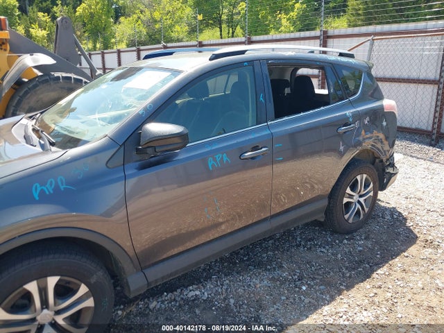 Toyota RAV4 LE 2017 JTMBFREV2HJ124423 Image 6