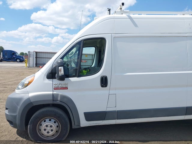 3C6TRVBG1JE143243 RAM Promaster 1500 High Roof 136 Wb