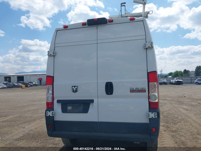 3C6TRVBG1JE143243 RAM Promaster 1500 High Roof 136 Wb