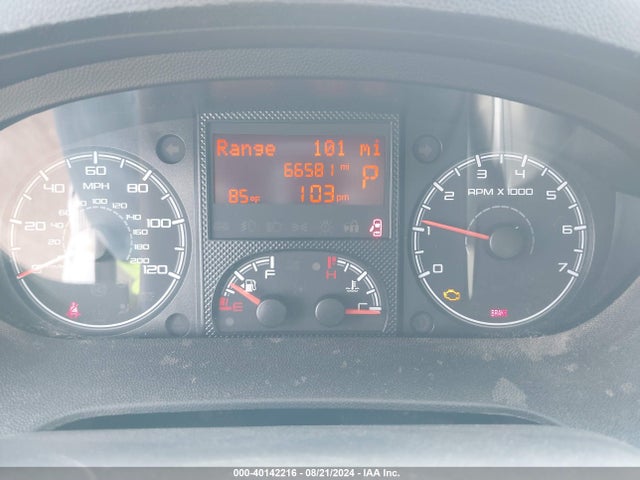 3C6TRVBG1JE143243 RAM Promaster 1500 High Roof 136 Wb
