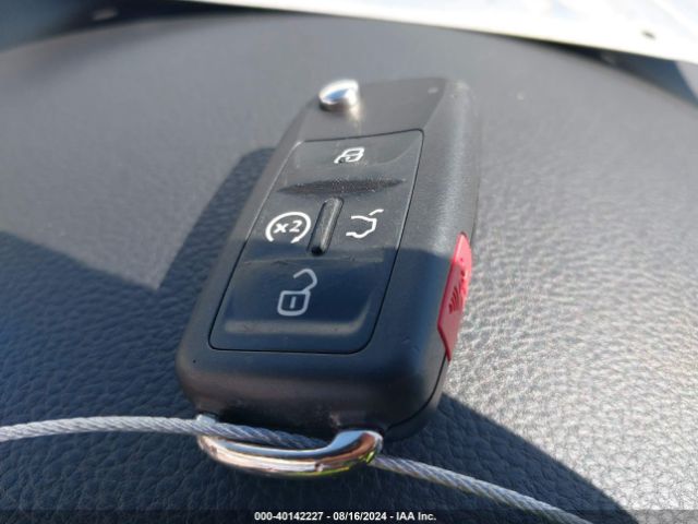 1VWCT7A37EC095651 Volkswagen Passat 1.8t Sel Premium