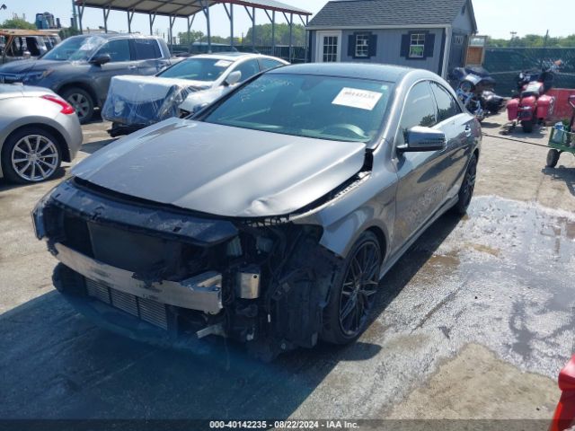 WDDSJ4GB3KN737483 Mercedes-Benz CLA 250 4MATIC