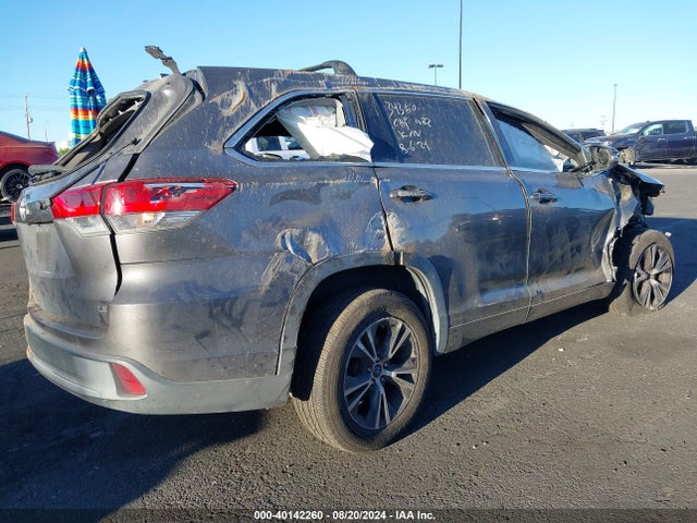 Toyota Highlander Le Plus 2017 5TDZZRFH4HS234665 Image 4