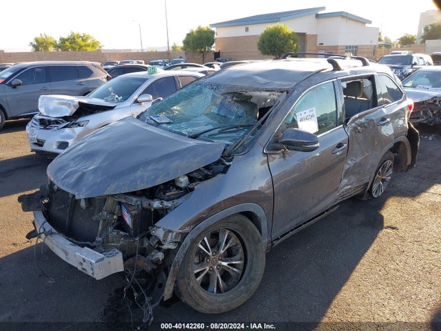 Toyota Highlander Le Plus 2017 5TDZZRFH4HS234665 Image 6