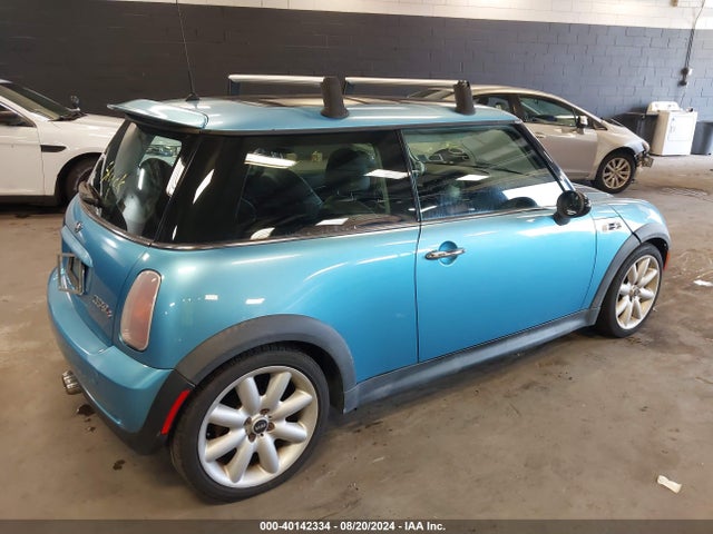 2003 MINI COOPER S WMWRE33443TD64661 Photo 3