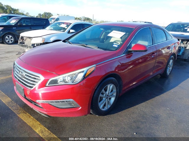 Hyundai SONATA SE 2015 5NPE24AF4FH183649 Image 2