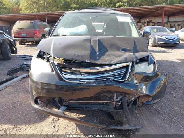 2C4RC1BG3ER293002 Chrysler Town & Country Touring