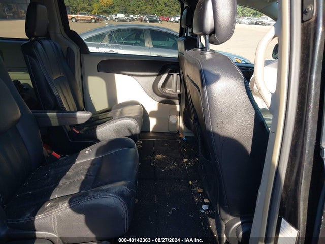 2C4RC1BG3ER293002 Chrysler Town & Country Touring
