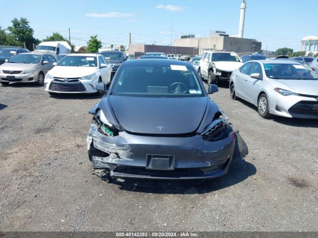 5YJ3E1EC1NF129431 Tesla Model 3 Performance Dual Motor All-wheel Drive