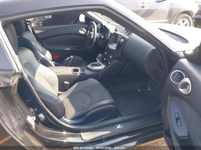 JN1AZ4EH5JM572226 Nissan 370z Touring