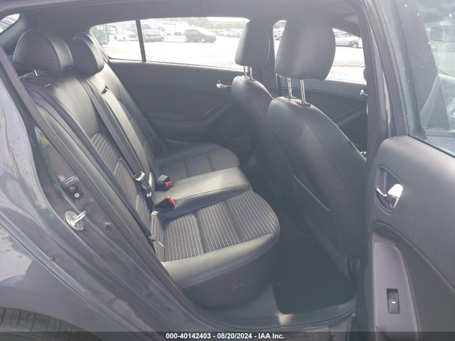 KIA FORTE SX 2016 KNAFZ5A33G5636928 Image 8